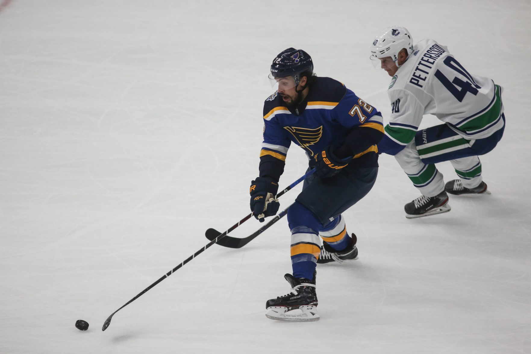 Blues take on the Canucks at the Enterprise Center
